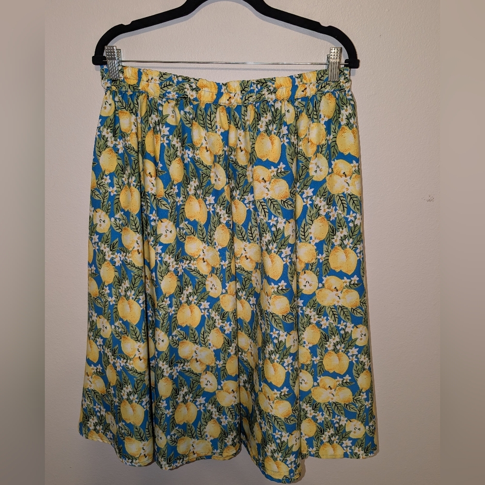 Lemon Print Flowy Skirt